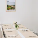 Zentral Gelegenes Nahe Altstadt & Messe Грац