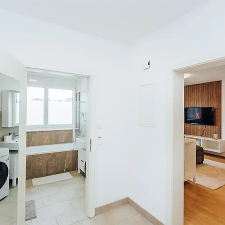 Zentral Gelegenes Nahe Altstadt&messe Apartment Graz