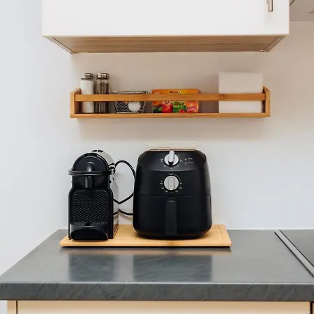 Zentral Gelegenes Nahe Altstadt & Messe Lejlighed